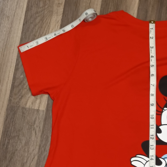 𝑫𝑰𝑺𝑵𝑬𝒀 𝑴𝒊𝒄𝒌𝒆𝒚/𝑴𝒊𝒏𝒏𝒊𝒆 𝑮𝒓𝒂𝒑𝒉𝒊𝒄 𝑹𝒆𝒅 𝑻𝒐𝒑 - Picture 4 of 10